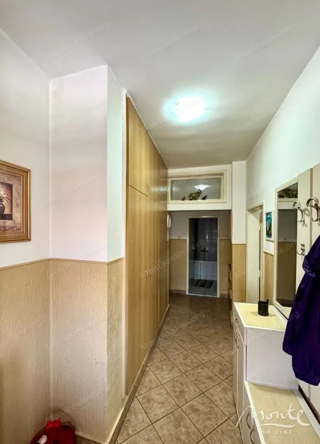 Prodaja, kuća, 70m², Stara Varoš, Podgorica