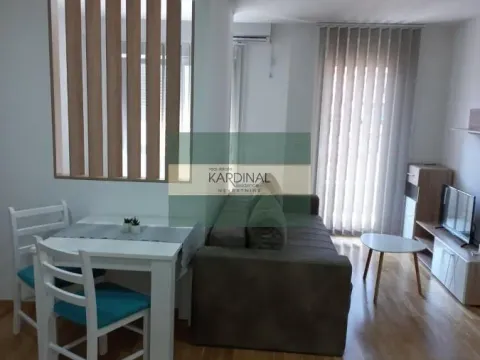 Rent, studio apartment, 32m², Centar, Jagodina - image 6