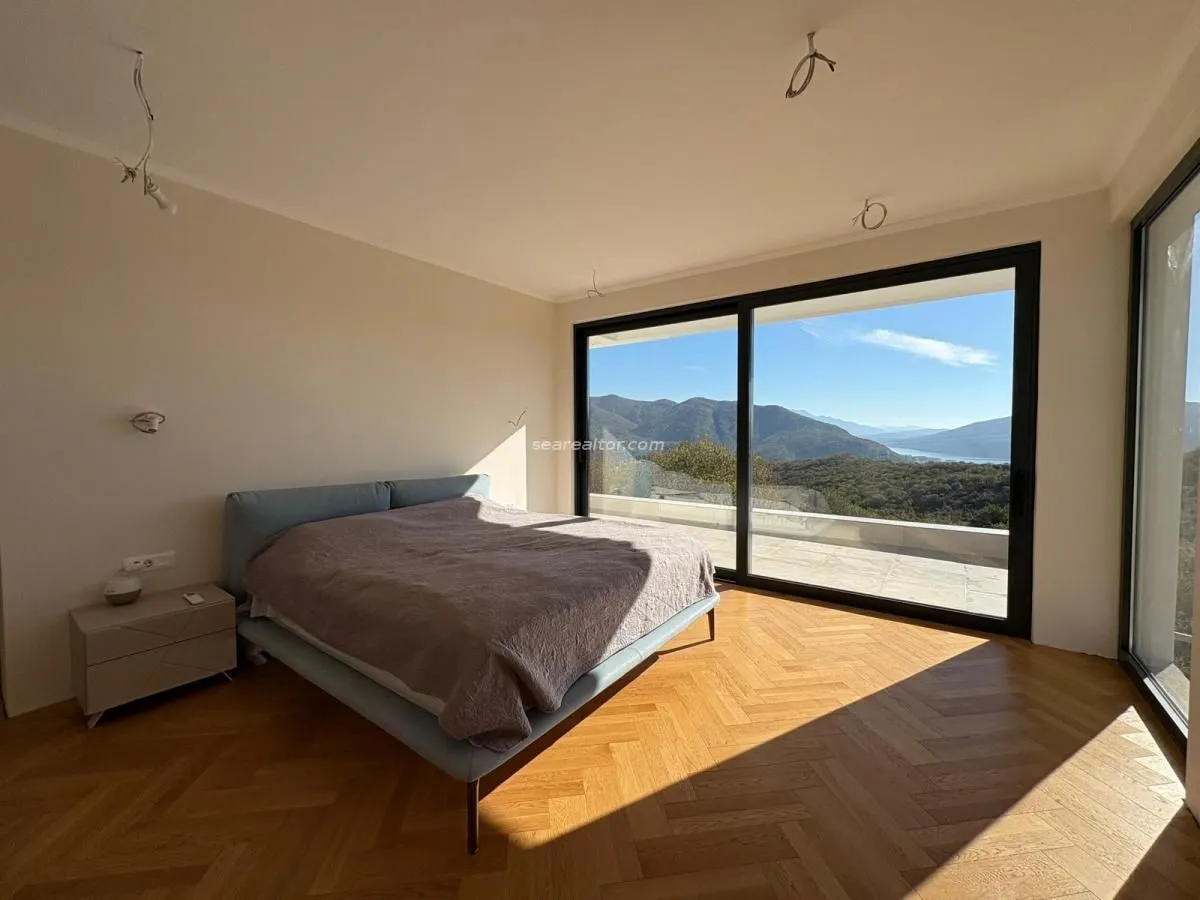 Prodaja, kuća, 165m², Herceg Novi, Crna Gora