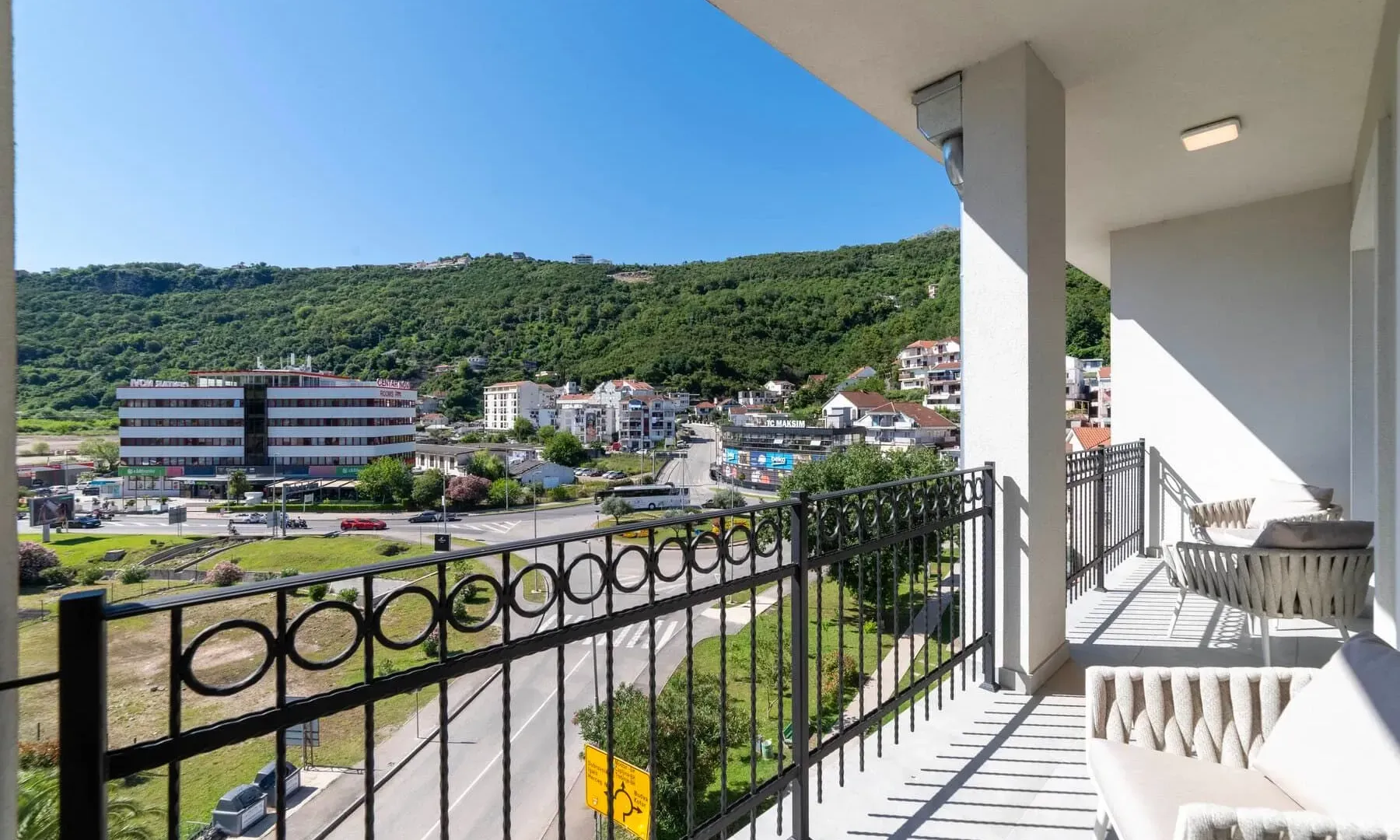 Prodaja, dvosoban stan, 94m², Kotor, Crna Gora