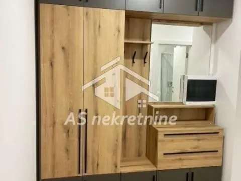 Izdavanje, trosoban stan, 84m², Zvezdarska Šuma, Zvezdara Sve Podlokacije - image 13