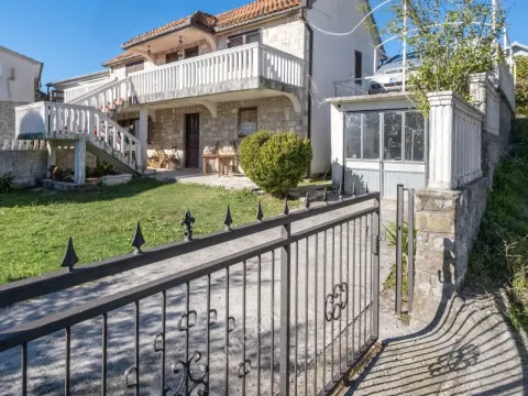 Prodaja, kuća, 153m², Tivat, Crna Gora - image 2