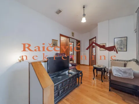 Prodaja, stan, 108m², Stari Grad, Beograd - image 13