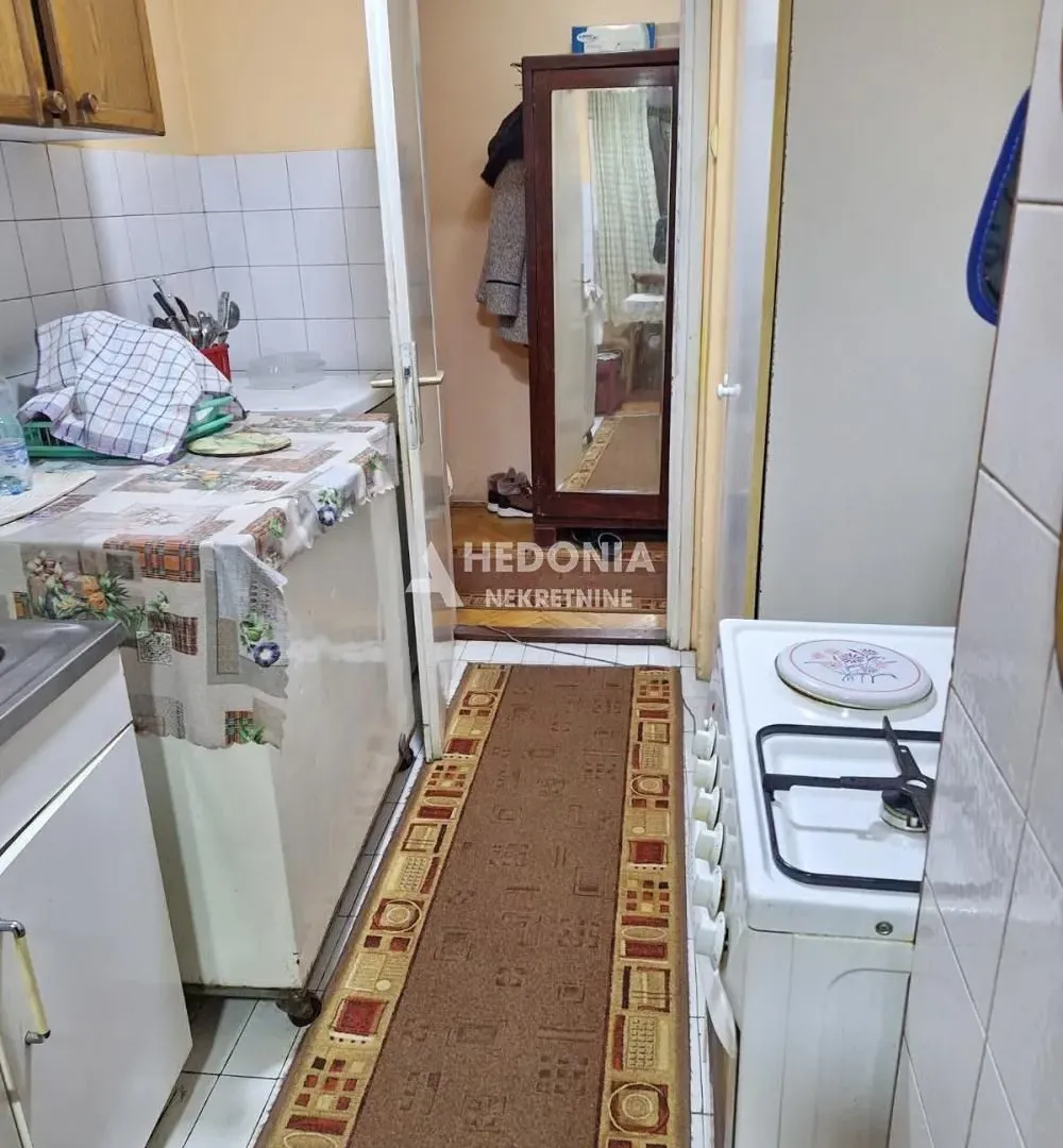 Prodaja, jednosoban stan, 44m², Čukarička Padina, Beograd