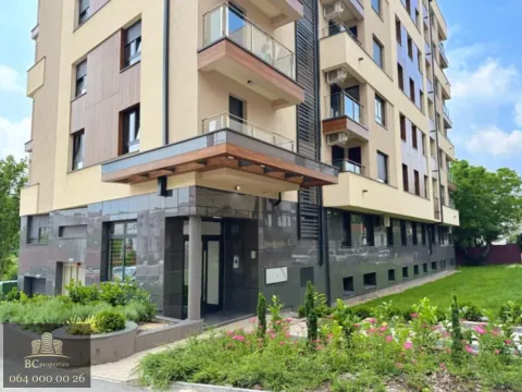 Izdavanje, dvosoban stan, 42m2, Crveni Krst, Beograd Izdavanje, dvosoban stan, 42m2, Crveni Krst, Beograd