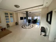 Izdavanje, kuća, 720m², Vrnjačka Banja, Srbija - image 2