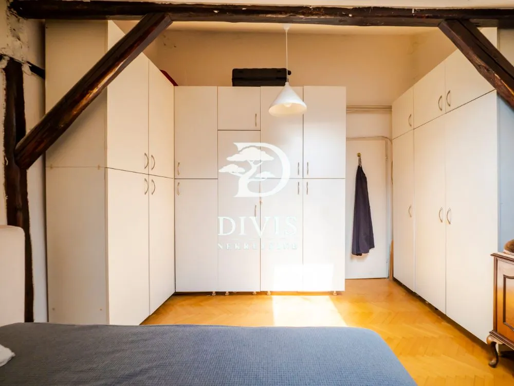 Prodaja, četvorosoban stan, 103m², Vračar Centar, Vračar Sve Podlokacije