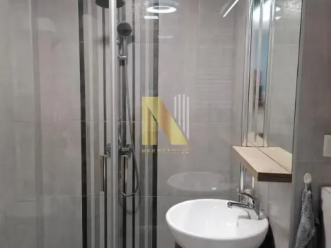 Rent, one bedroom apartment, 35m², Novo naselje, Novi Sad - image 7