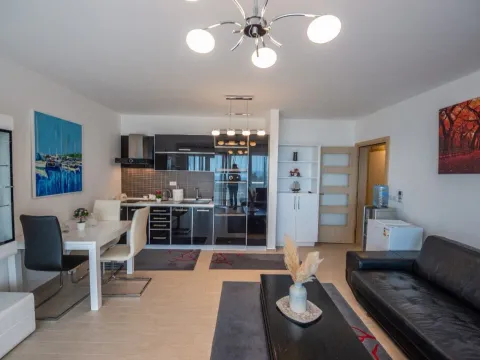 Prodaja, jednosoban stan, 55m², Pinješ, Ulcinj - image 6