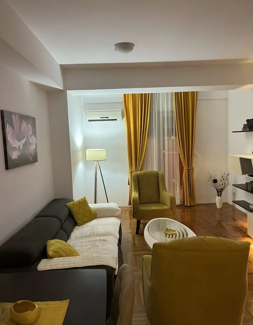 Rent, one bedroom apartment, 55m², City Kvart, Podgorica
