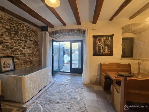 Prodaja, kuća, 185m², Jošica, Herceg Novi - image 1