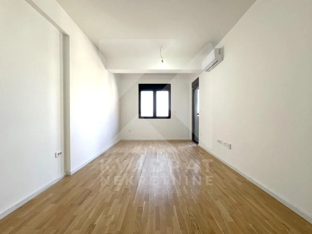 Rent, office space, 40m², Stari Aerodrom, Podgorica