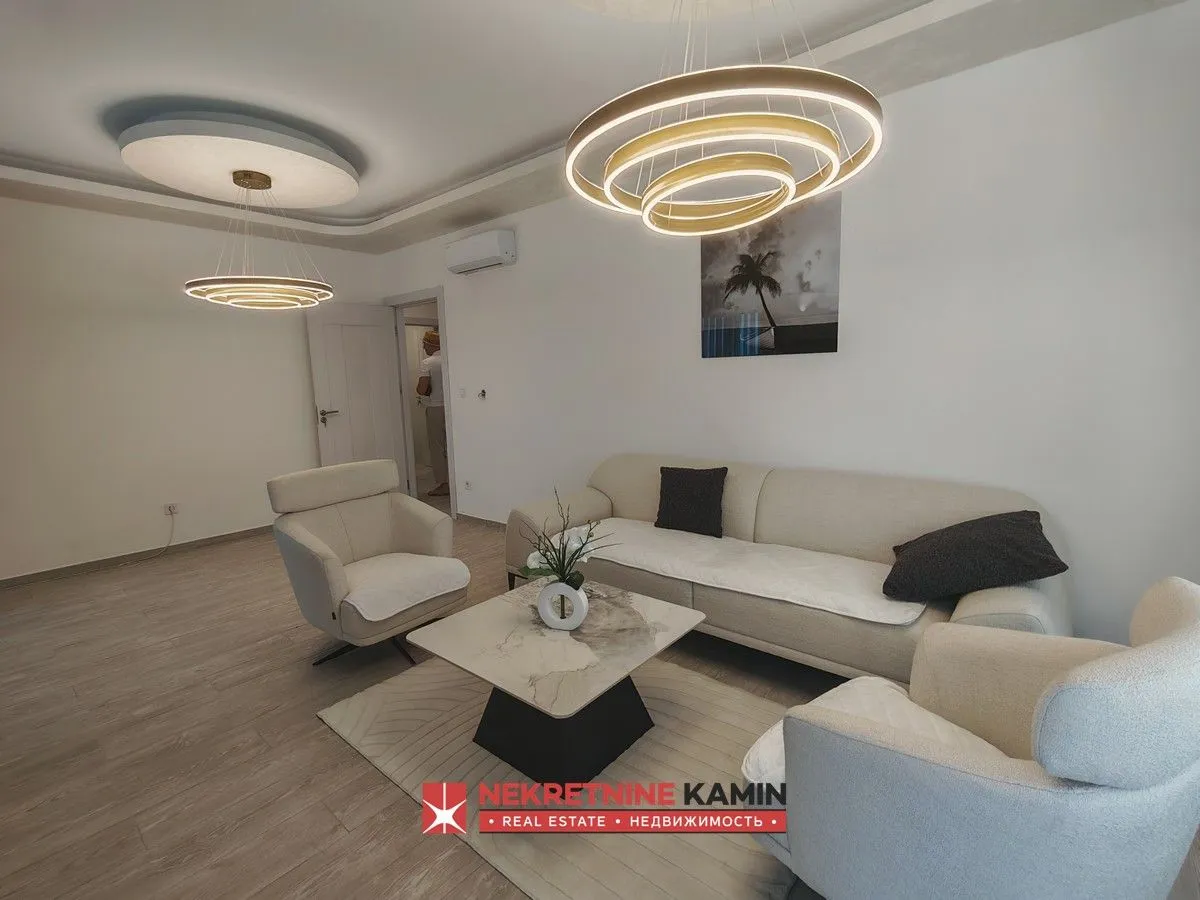 Sale, two bedroom apartment, 74m², Bečići, Budva