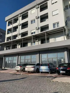 Izdavanje, jednosoban stan, 47m², Stari Aerodrom, Podgorica - image 3