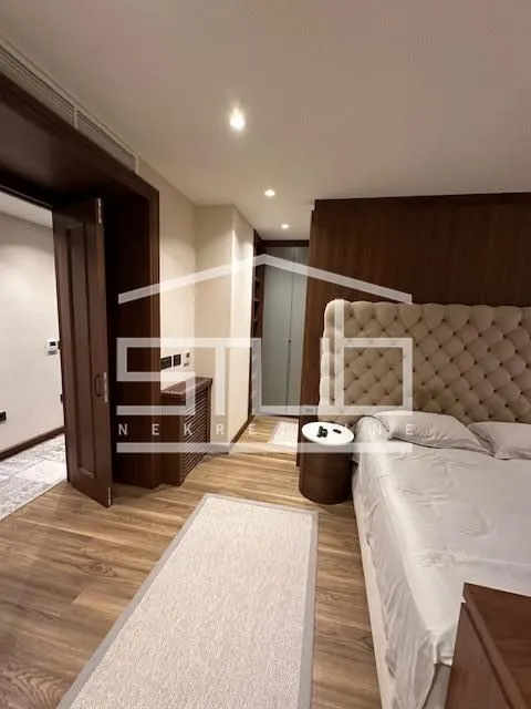 Rent, apartment, 350m², Južni Bulevar, Vračar Sve Podlokacije