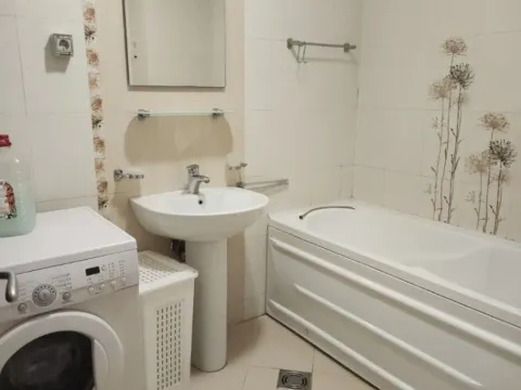 Izdavanje, dvosoban stan, 68m², Stari Aerodrom, Podgorica - image 4