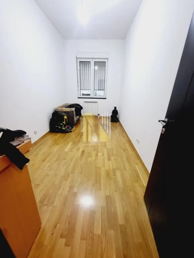 Sale, four bedroom apartment, 108m², Bulevar Oslobodjenja, Novi Sad Sve Podlokacije