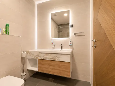 Izdavanje, dvosoban stan, 70m², Ljubović, Podgorica - image 12