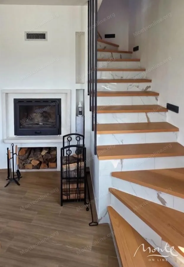 Prodaja, kuća, 170m², Borje, Žabljak