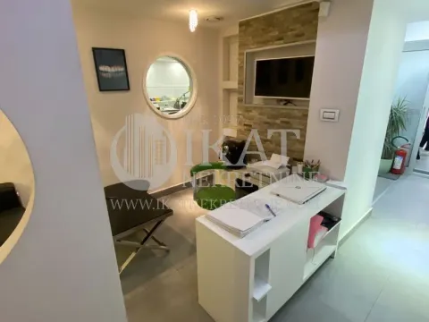 Prodaja, jednosoban stan, 66m², Vračar Hram, Vračar Sve Podlokacije - image 11