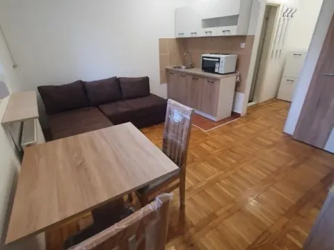 Rent, studio apartment, 27m², Sajmište, Novi Sad - image 5