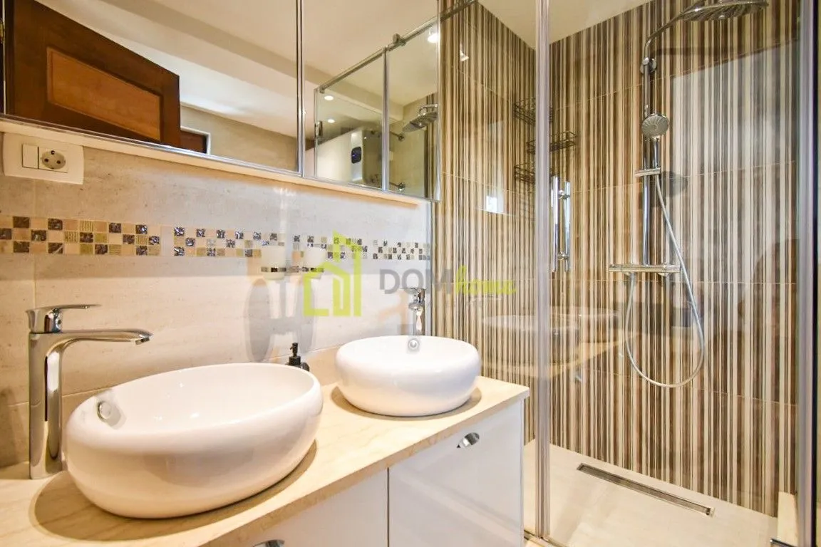 Rent, house, 280m², Stara Varoš, Podgorica