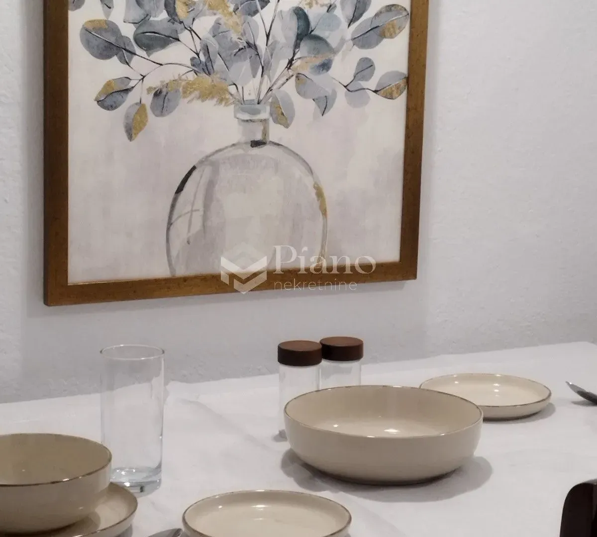 Rent, one bedroom apartment, 55m², Drač, Podgorica