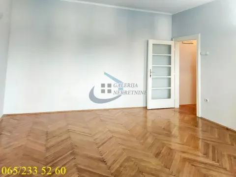 Rent, office space, 80m², Savski Venac, Beograd - image 9