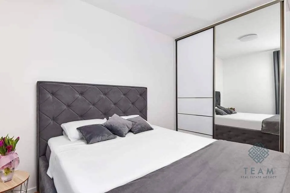 Sale, two bedroom apartment, 74m², Dobrota, Kotor