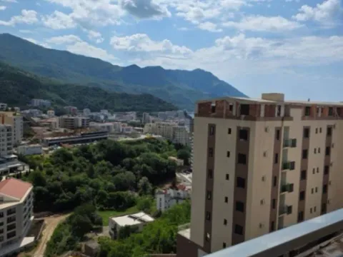 Izdavanje, jednosoban stan, 48m², Bečići, Budva - image 2