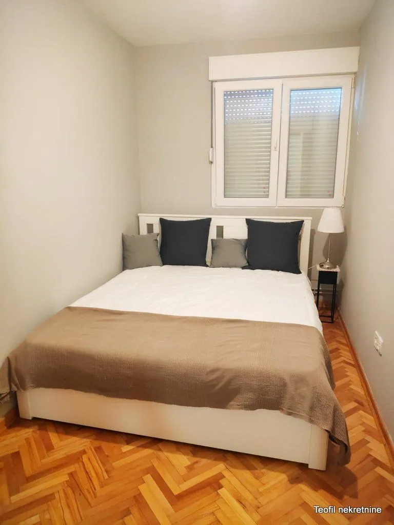 Rent, two bedroom apartment, 38m², Stari Grad, Beograd