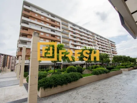 Izdavanje, jednosoban stan, 48m², City Kvart, Podgorica - image 1