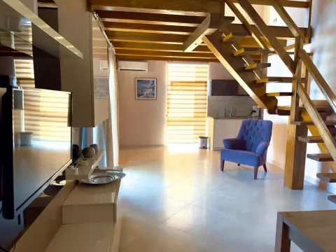 Prodaja, kuća, 702m², Centar, Ulcinj - image 3