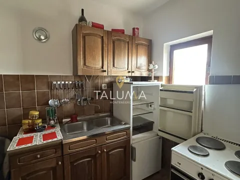 Sale, house, 195m², Cetinje, Crna Gora - image 4