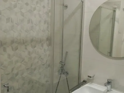 Izdavanje, jednosoban stan, 45m², Central Point, Podgorica - image 6