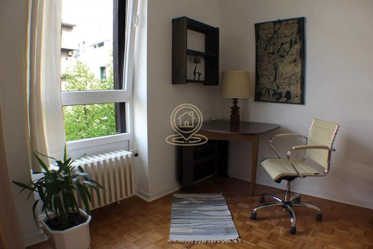 Izdavanje, dvosoban stan, 55m², Vračar Sve Podlokacije, Beograd
