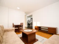 Izdavanje, dvosoban stan, 65m², Stari Aerodrom, Podgorica - image 2