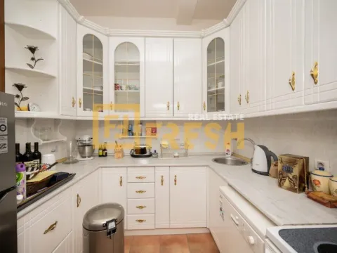 Izdavanje, trosoban stan, 140m², Gorica C, Podgorica - image 8