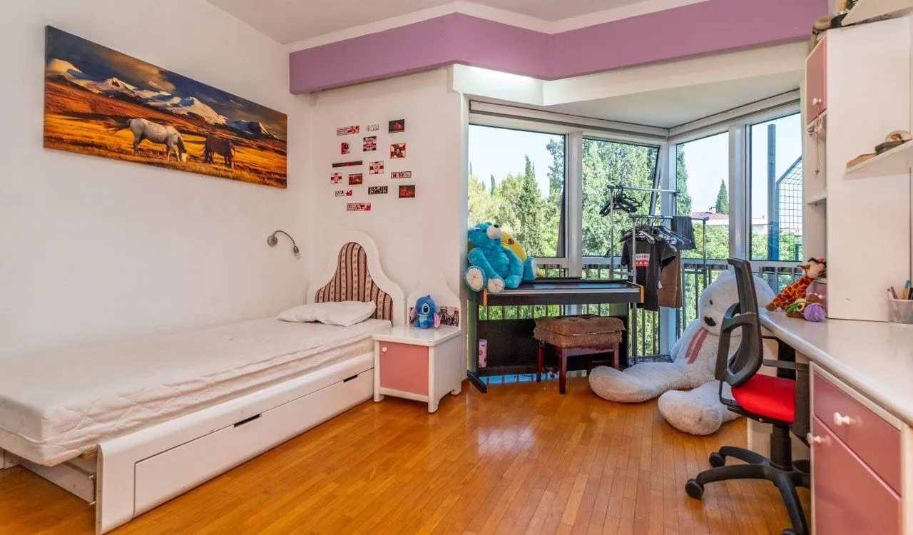 Prodaja, trosoban stan, 136m², Podgorica, Crna Gora