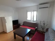 Izdavanje, dvosoban stan, 59m², Zagorič, Podgorica - image 2