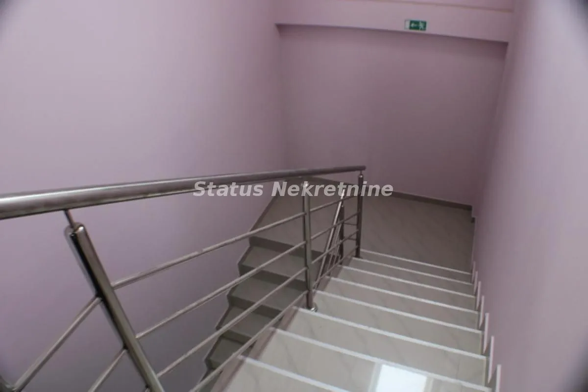 Rent, office space, 273m², Telep, Novi Sad Sve Podlokacije