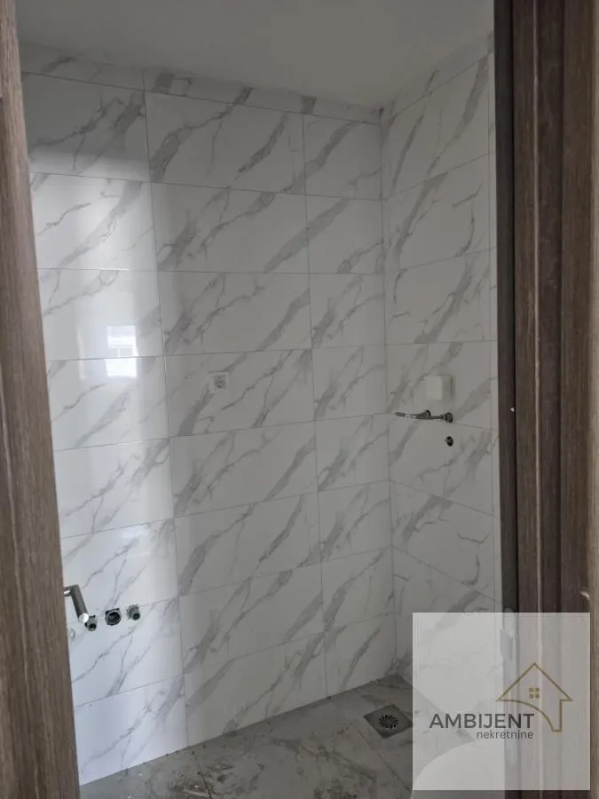 Prodaja, trosoban stan, 102m², Kotež 1, Pančevo