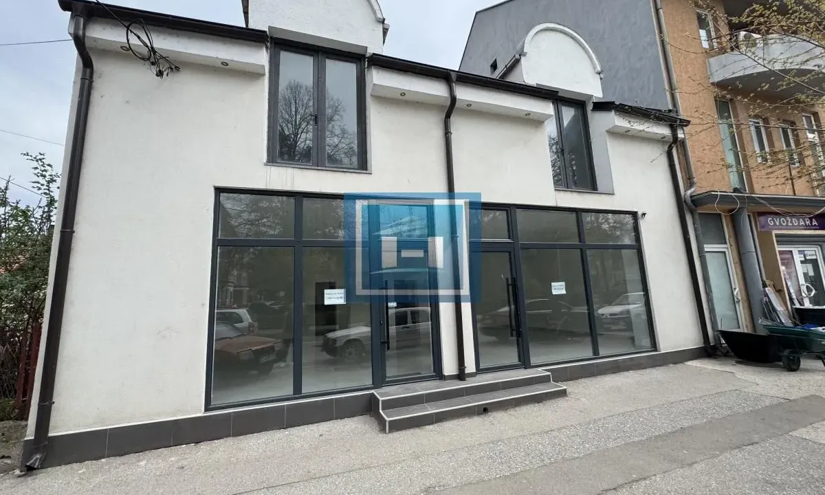 Rent, office space, 110m², Despotovac, Srbija