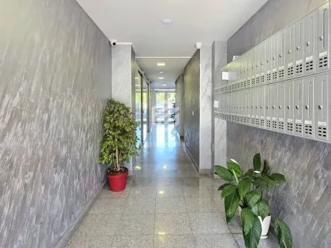 Sale, one bedroom apartment, 57m², City Kvart, Podgorica - image 17