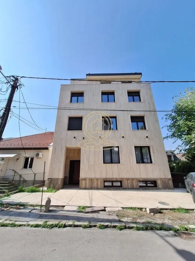 Izdavanje, trosoban stan, 90m², Lekino Brdo, Voždovac Sve Podlokacije