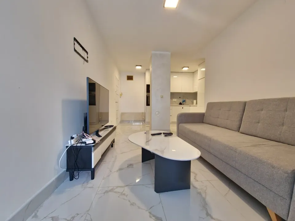 Rent, one bedroom apartment, 47m², Budva, Crna Gora