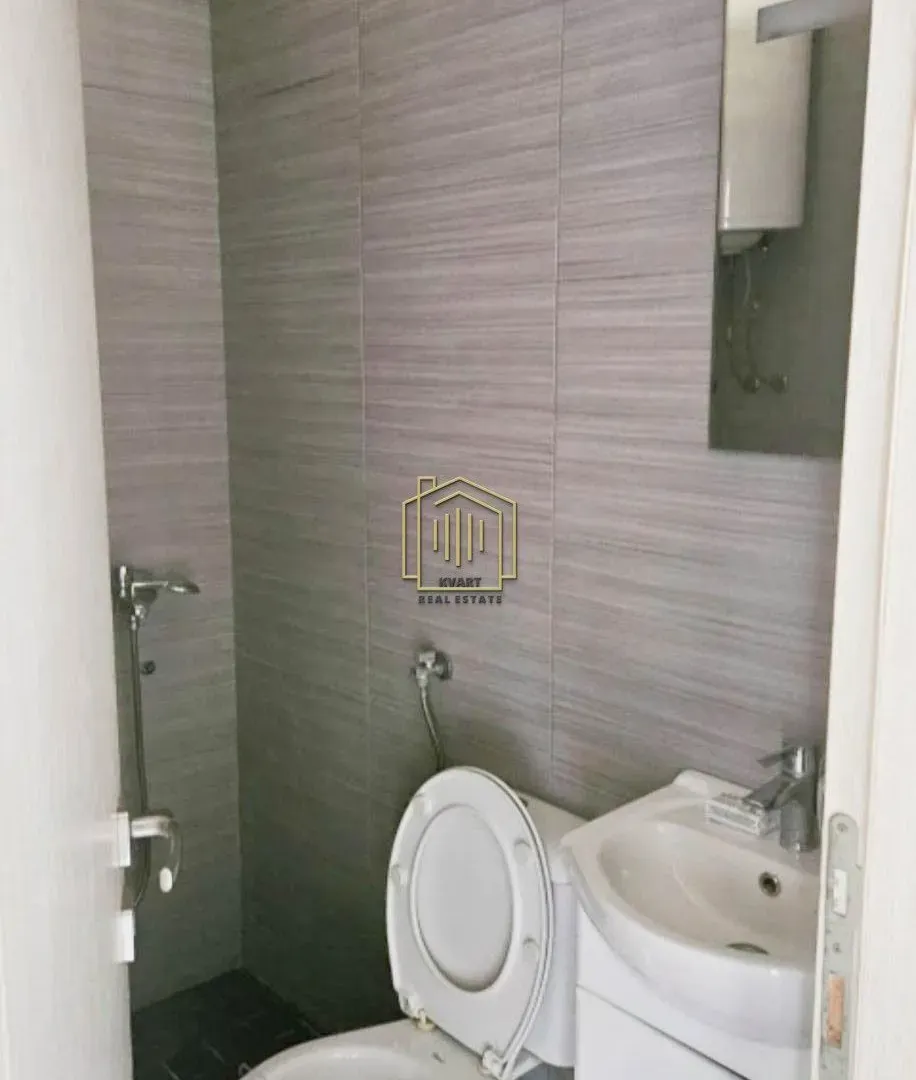 Izdavanje, dvosoban stan, 70m², Podgorica, Crna Gora
