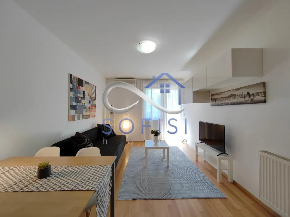 Izdavanje, jednosoban stan, 38m², Centar, Novi Sad