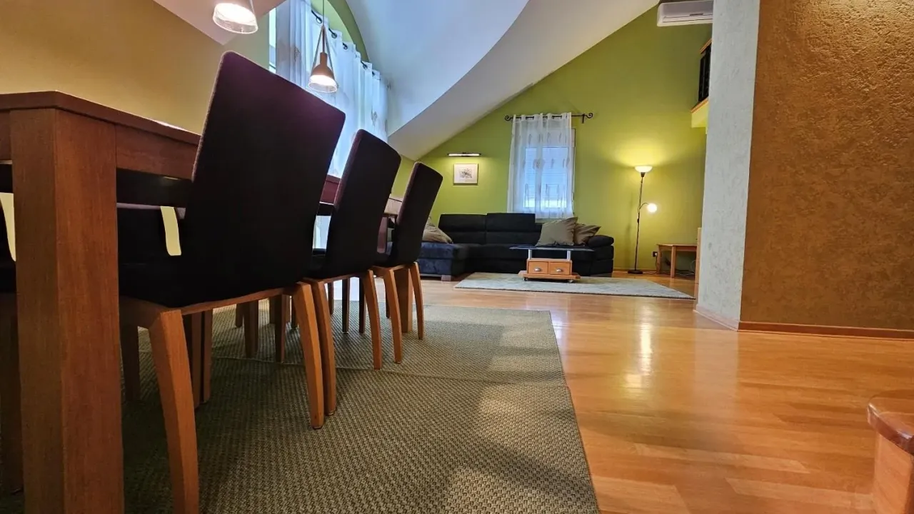 Rent, apartment, 120m², Banovo Brdo, Beograd