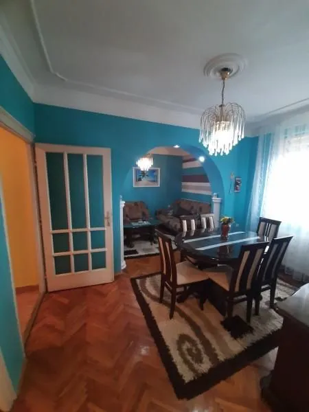 Izdavanje, dvosoban stan, 50m², Centar, Niš